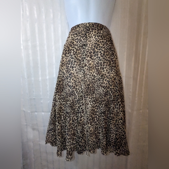DANA BUCHMAN Skirt 100% Silk Leopard Print Skirt size 4 - Picture 3 of 17